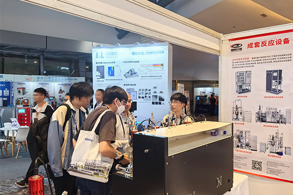 對(duì)平行反應(yīng)釜興趣濃厚